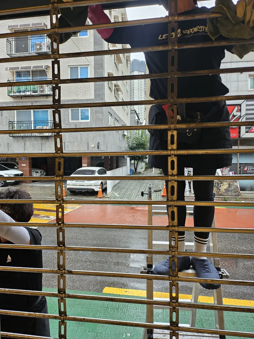 커튼월 유리 세정 — 합덕읍 준공청소 현장