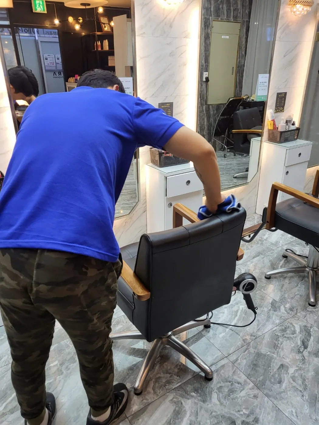 세정 진행 — 아산시 미용실청소 현장