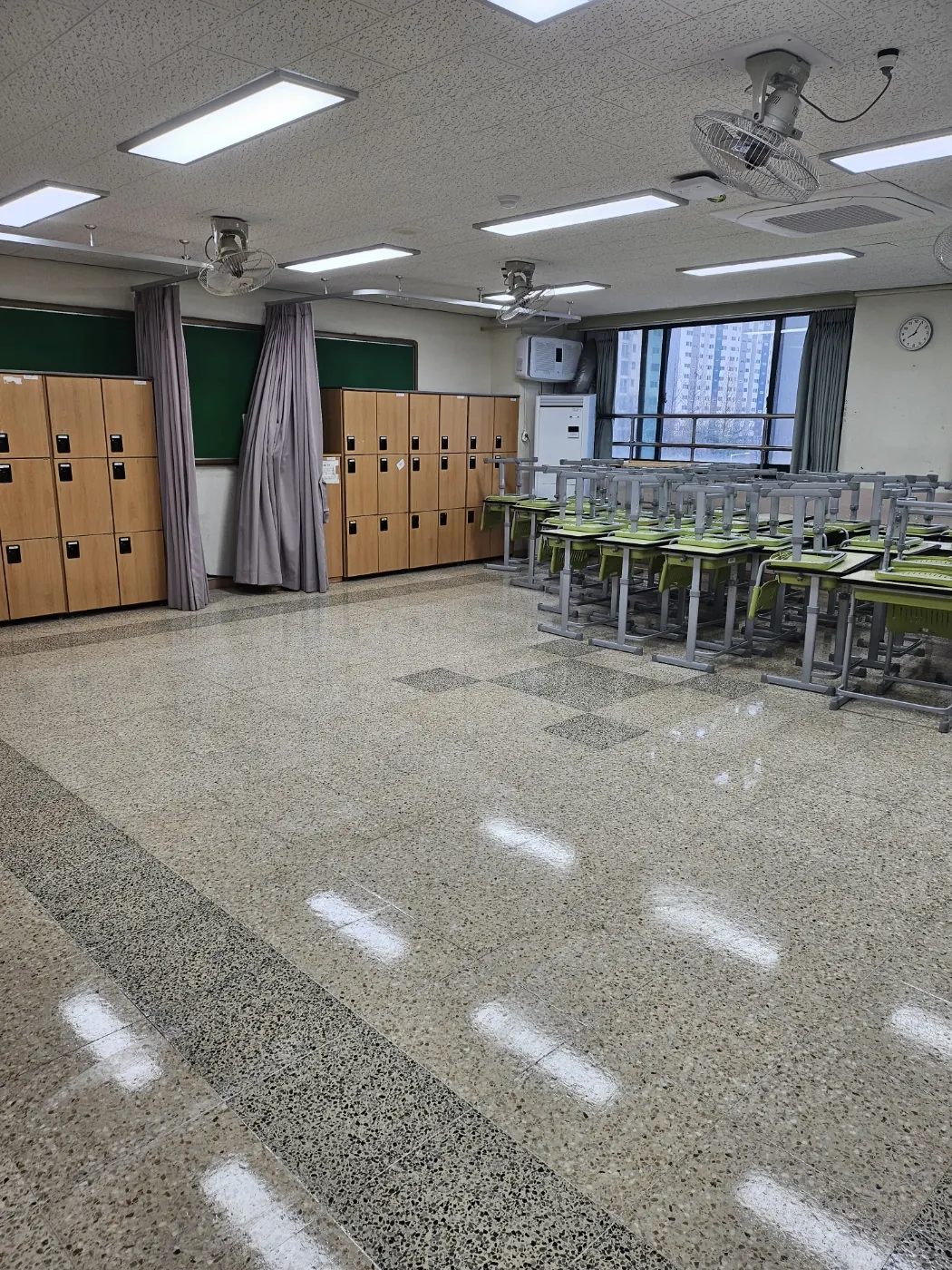 시곡동 학교청소 시공 현장 — 교실 마감