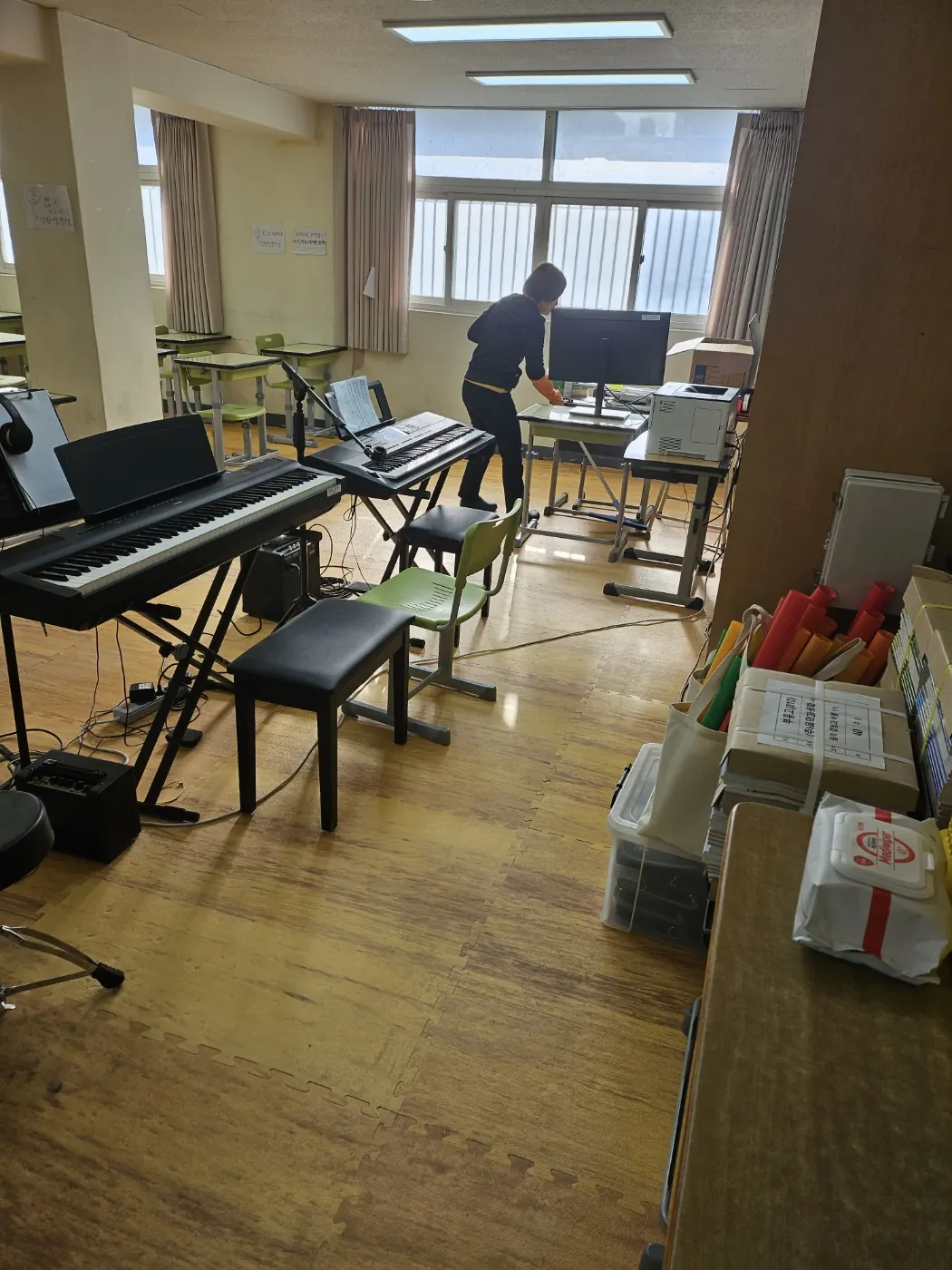 특별실 작업 — 소원면 학교청소 현장